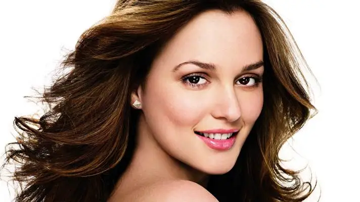 Leighton Meester1 theme for Windows 10 Slideshow image 5