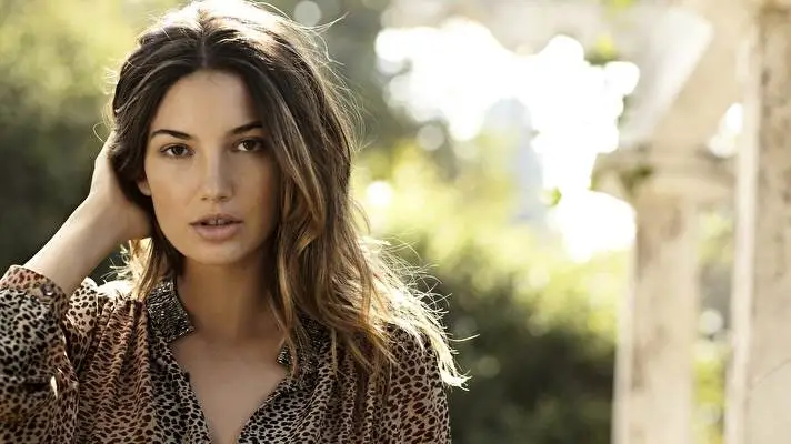 Lily Aldridge theme for Windows 10 Slideshow image 5