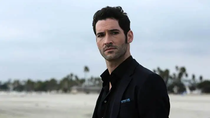 Lucifer tema para Windows 10 Imagen de presentación 5