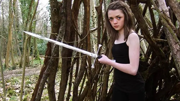 Maisie Williams motiv pro Windows 10 Obrázek prezentace 4