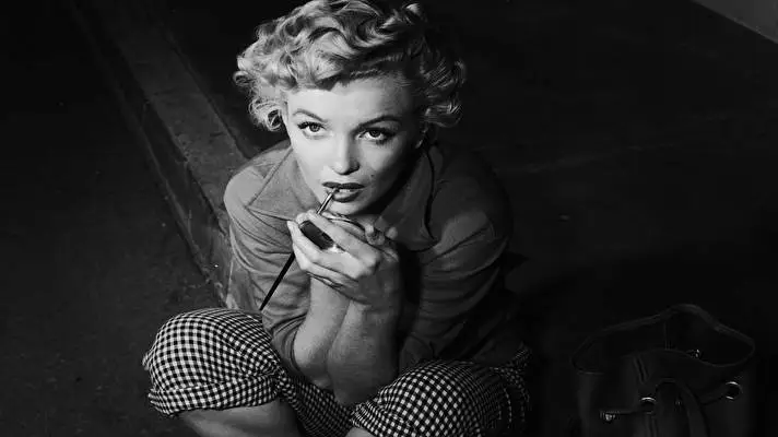 Marilyn Monroe1 theme for Windows 10 Slideshow image 4
