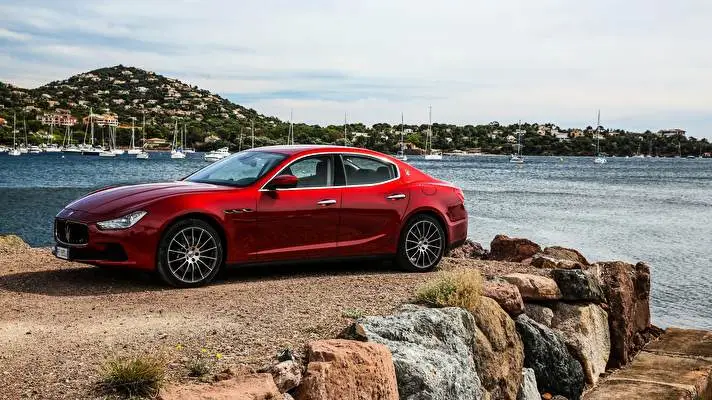 Maserati Chibli theme for Windows 10 Slideshow image 3