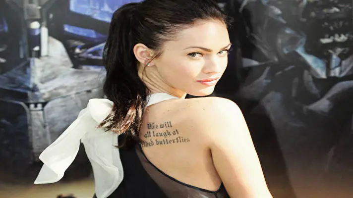 Megan Fox motiv pro Windows 10 Obrázek prezentace 2