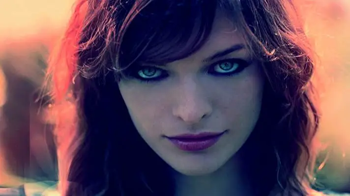 Milla Jovovich1 theme for Windows 10 Slideshow image 3