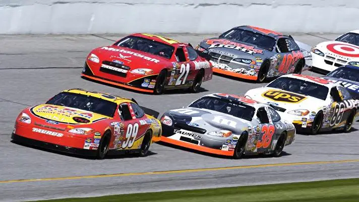 Nascar theme for Windows 10 Slideshow image 2