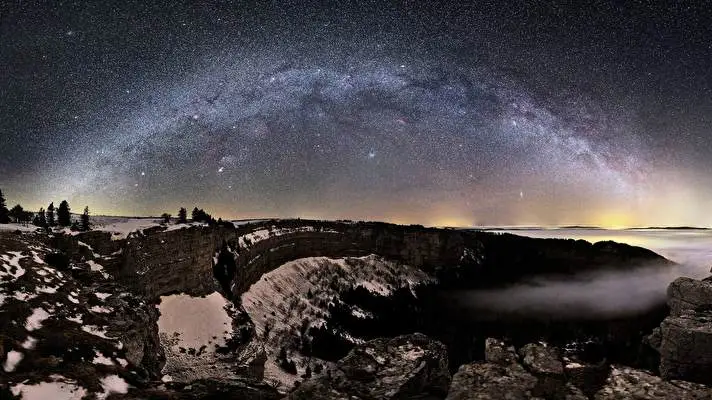 Nocne Niebo motyw dla Windows 10 Obraz pokazu slajdów 5