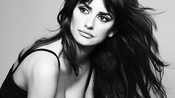 Penelope Cruz theme for Windows 10 Slideshow image 1