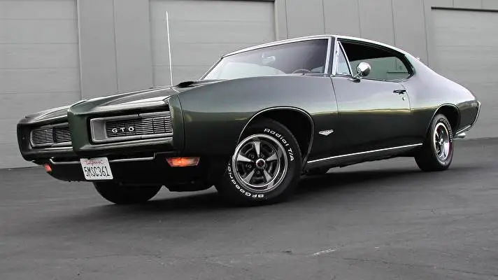 Pontiac theme for Windows 10 Slideshow image 4