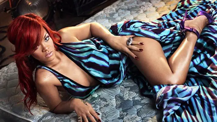 Rihanna1 motiv pro Windows 10 Obrázek prezentace 5