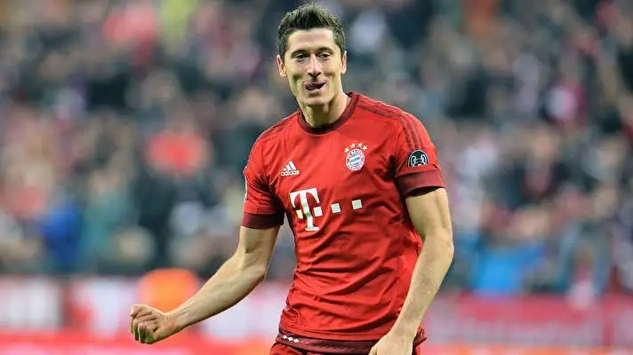 Robert Lewandowski thème pour Windows 10 Image de diaporama 1