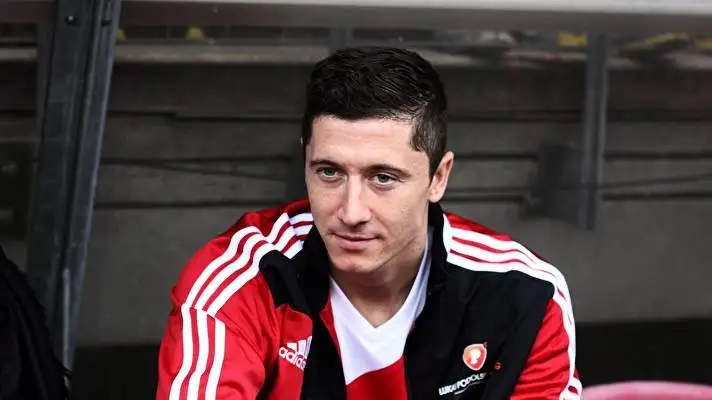 Robert Lewandowski thème pour Windows 10 Image de diaporama 4