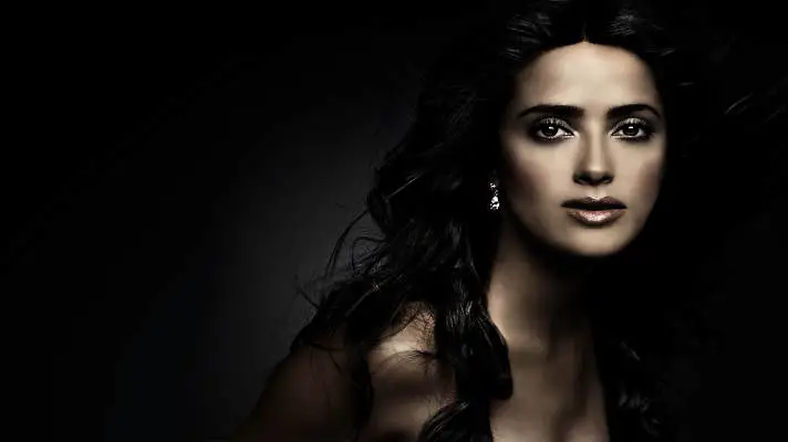 Salma Hayek1 theme for Windows 10 Slideshow image 3