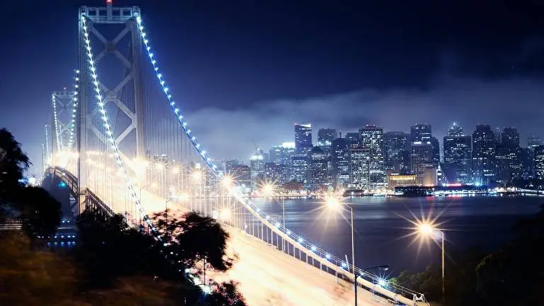 San Francisco theme for Windows 10 Slideshow image 1