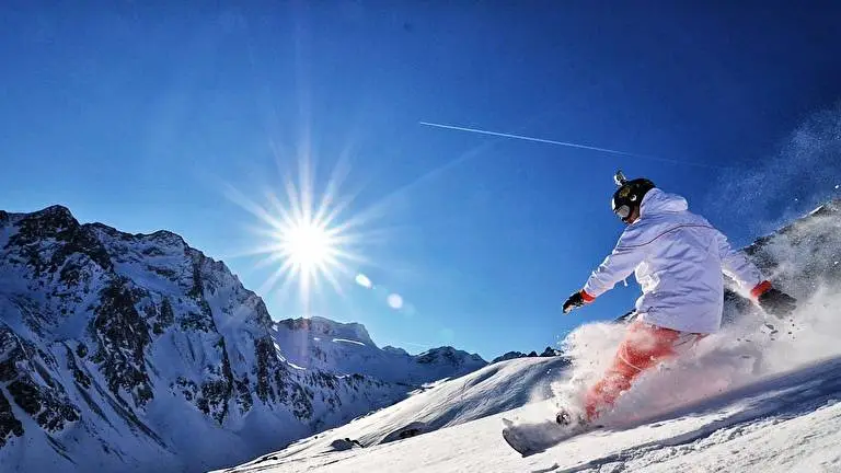 Snowboard tema para Windows 10 Imagem de slideshow 5