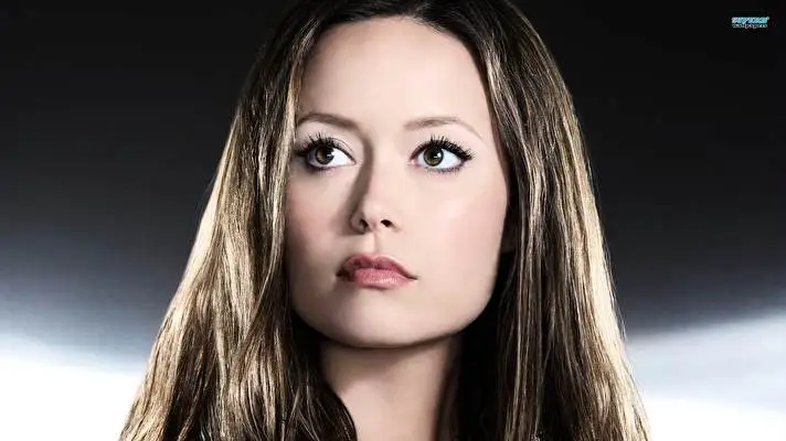 Summer Glau theme for Windows 10 Slideshow image 3