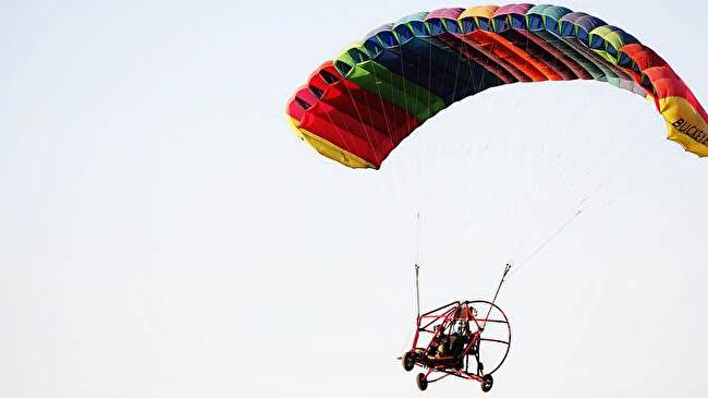 Paragliding background 1