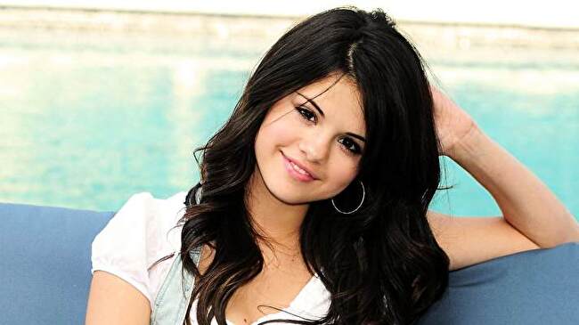 Selena Gomez1 background 3