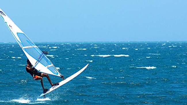 Windsurfing background 2